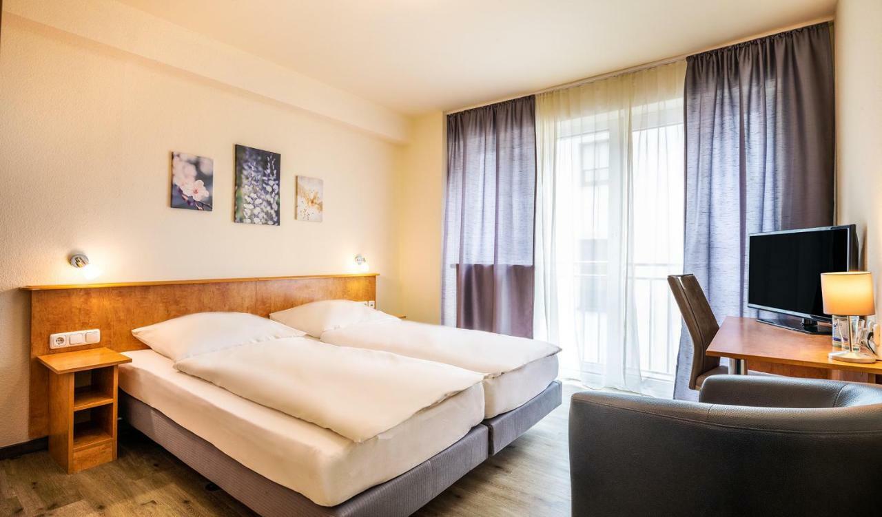Schroeders City-Style-Hotel เทรียร์ ห้อง รูปภาพ